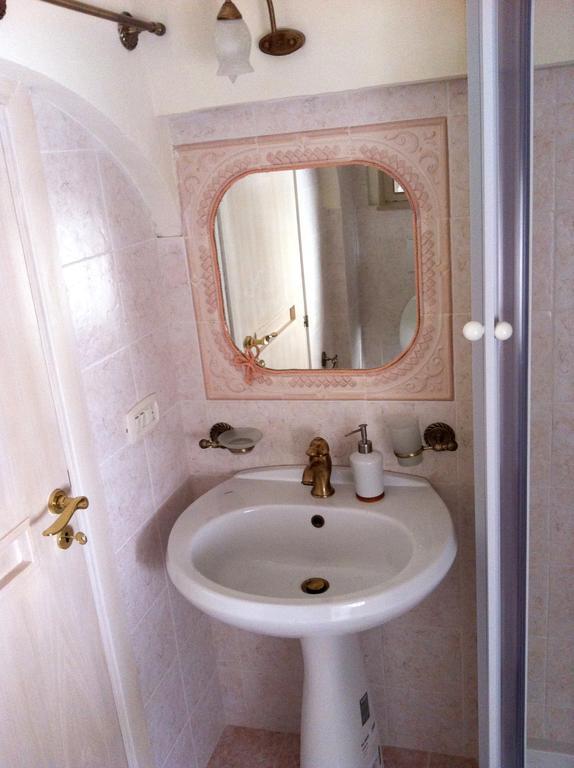 マルティナ・フランカ Archetto Bianco Bed & Breakfast エクステリア 写真