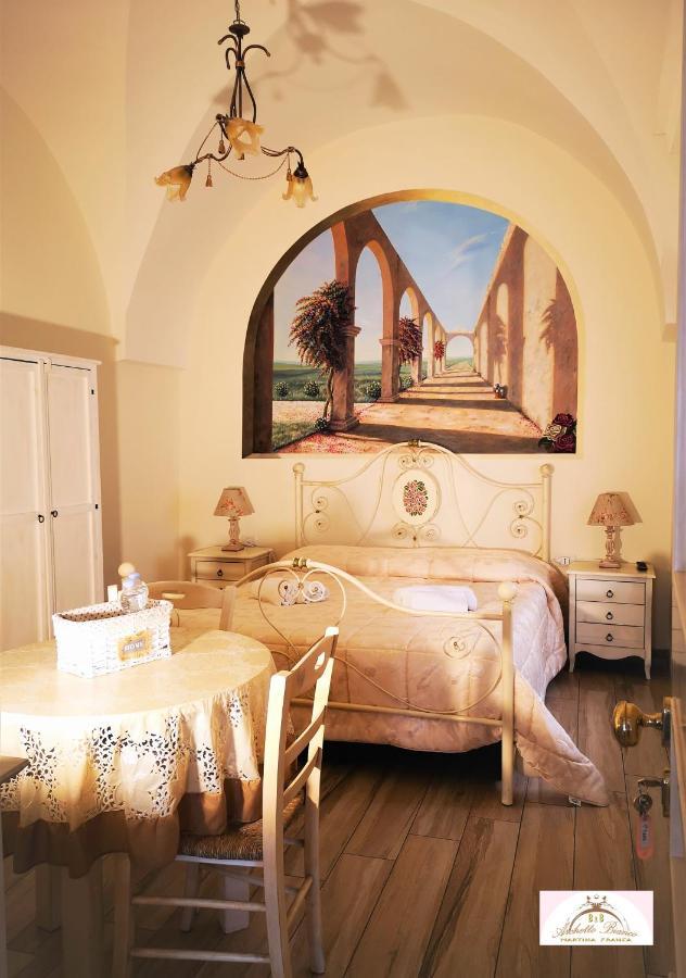 マルティナ・フランカ Archetto Bianco Bed & Breakfast エクステリア 写真